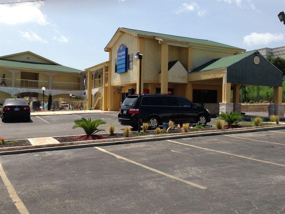 Econo Lodge Austin South Exterior photo